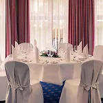 Mercure Altstadt Hotel 4*