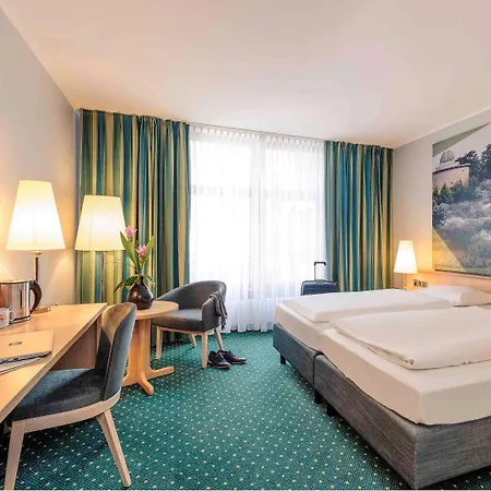 Mercure Altstadt Hotel 4*