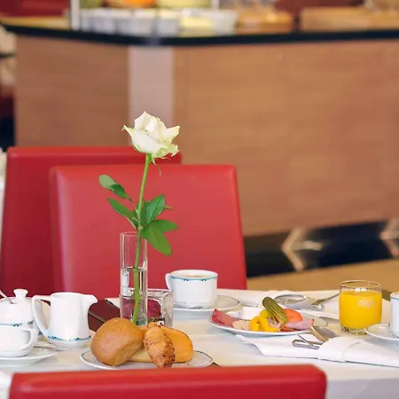 Mercure Altstadt 4*