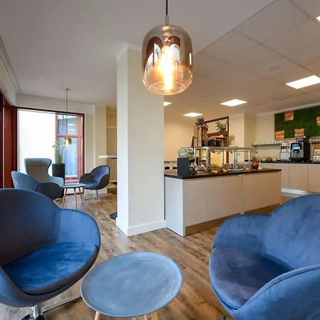 Mercure Altstadt Hotel 4*