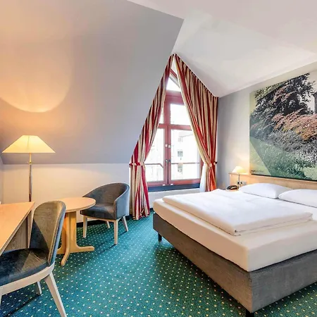 Mercure Altstadt Hotel 4*
