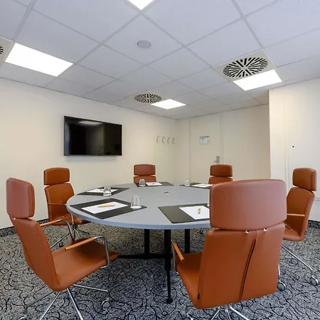 Mercure Altstadt 4* ארפורט