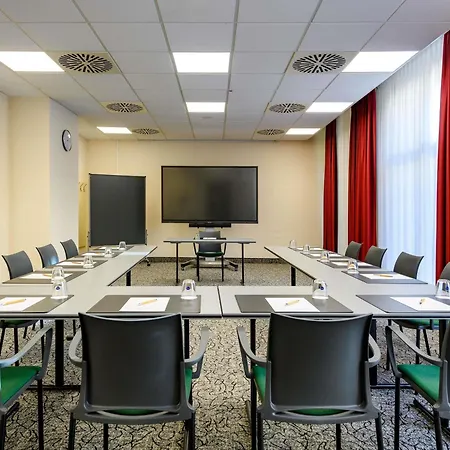 Hotel Mercure Altstadt 4*