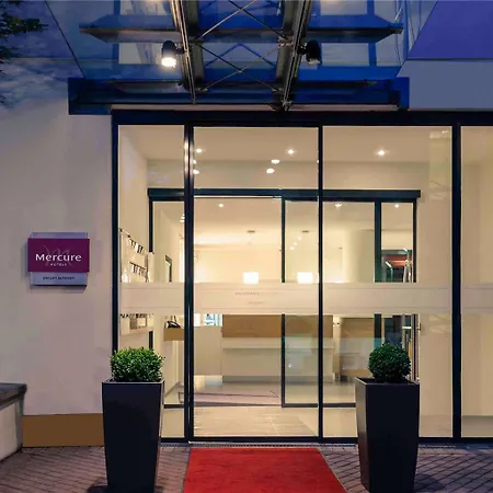 Mercure Altstadt Hotel 4*