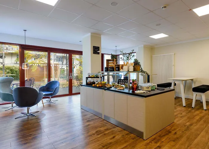 Mercure Altstadt فندق